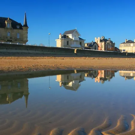 Belle Maison: Coastal Retreat with Garden near Omaha Beach Saint-Laurent-sur-Mer Exterior photo