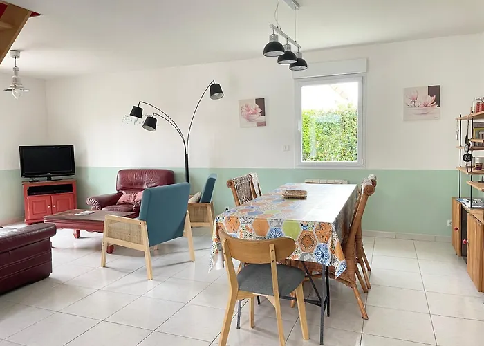 Sweet Omaha Belle Maison Recente Lumineuse Et Cosy Bien Equipee Jardin Clos 15 Mn A Pied Plage Omaha Beach Et Proche De Bayeux & Port En Bessin
