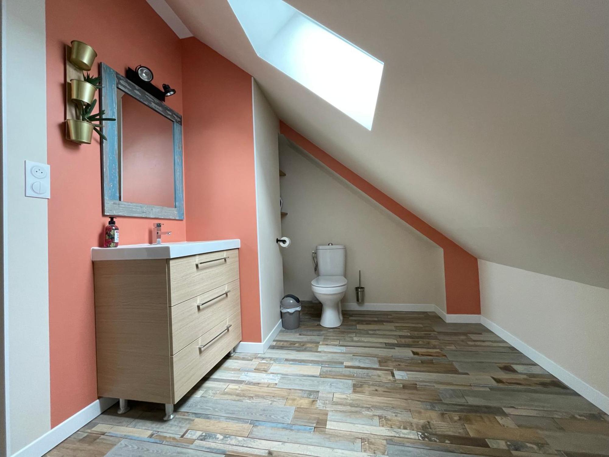 Holiday home Belle Maison: Coastal Retreat With Garden Near Omaha *